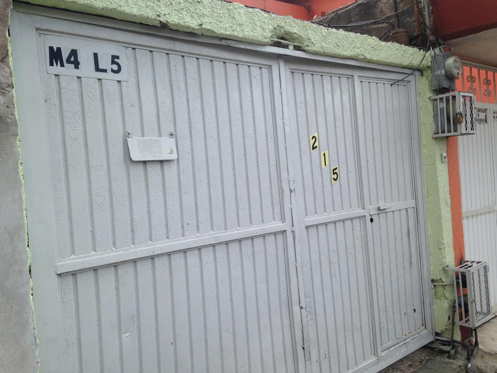 Hostal Makea Pachuca Zewnętrze zdjęcie